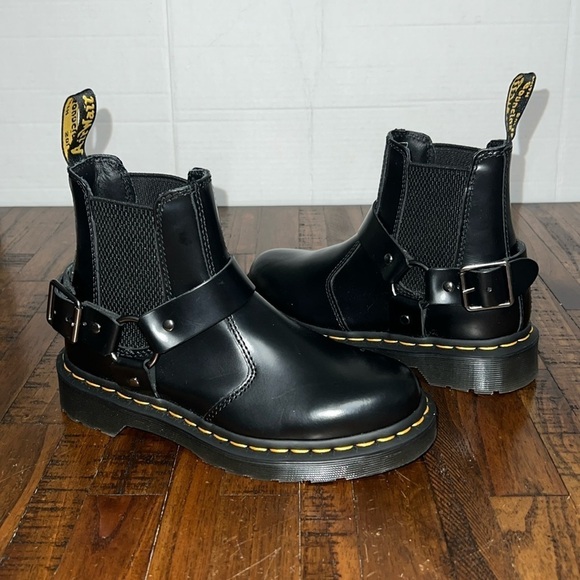 NWT Dr. Martens Wincox Leather Chelsea Boot Polished Black US 5 Ladies NWT - Picture 4 of 16
